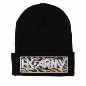 Black knit beanie cap with "UK ARMY" embroidered patch, perfect for paintball players and outdoor sports enthusiasts. Durable and stylish headgear for active adventures.