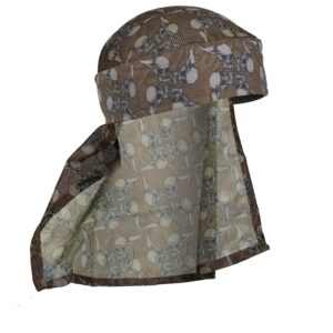 Camouflage paintball hood with breathable mesh material for head protection and visibility. Perfect for outdoor paintball games, blending into natural environments and ensuring safety during play.