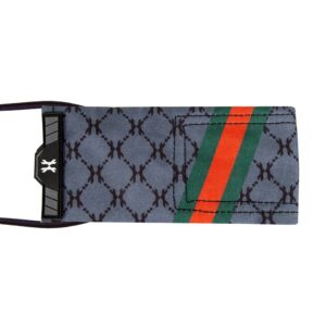 Premium paintball mask with stylish design and adjustable straps for ultimate safety and comfort in paintball games.